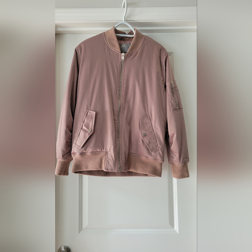 LIKE NEW- ASOS Blush Pink Satin Bomber Jacket Size 8